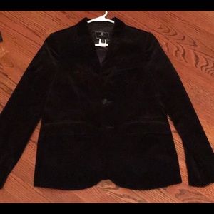 Crewcuts boys size 14 velvet jacket, black.